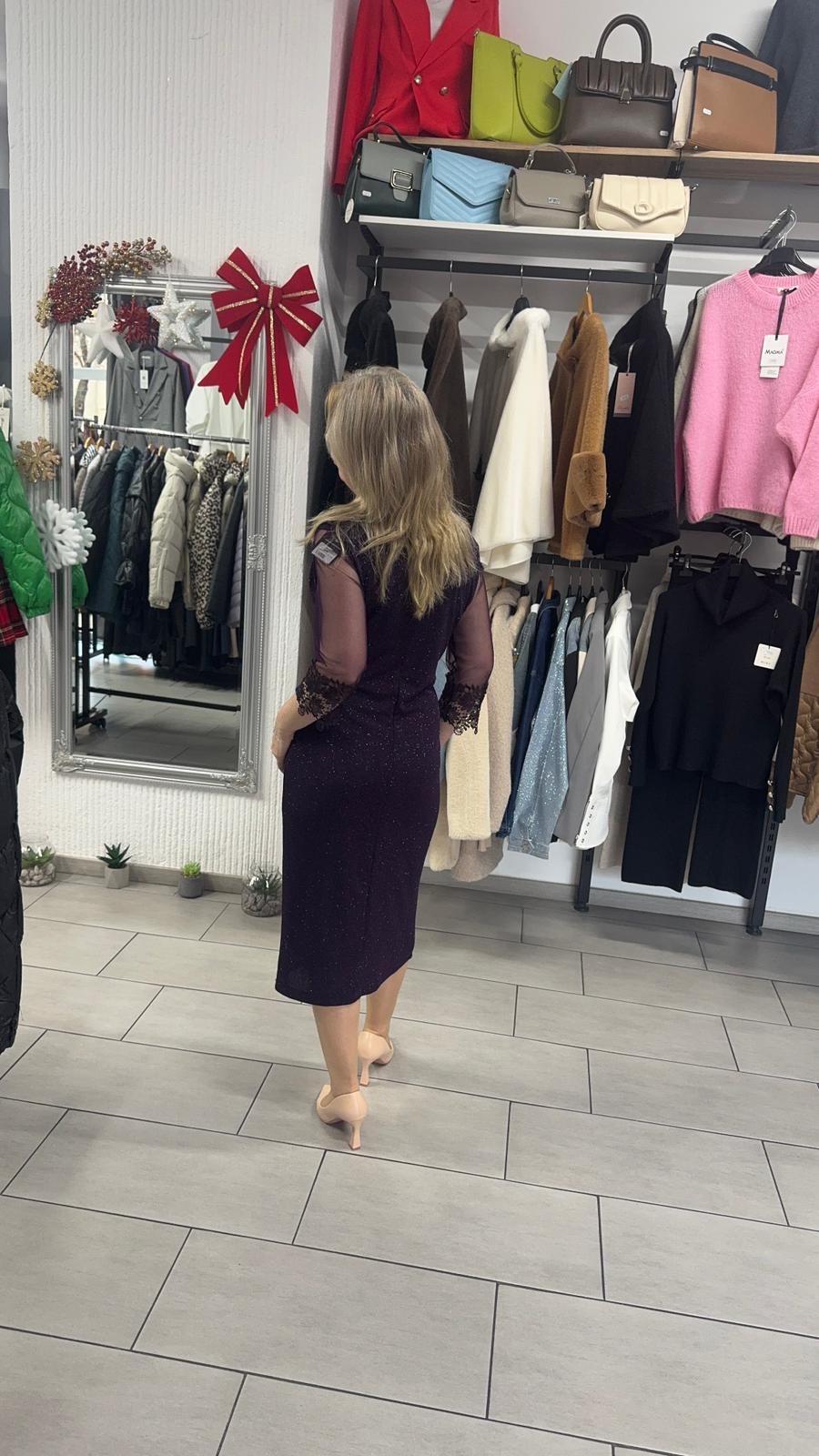 Rochie midi mov închis cu sclipici și mâneci din tull