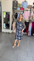 Rochie Midi Albastră cu Imprimeu Floral și Mâneci din Tull Semitransparent