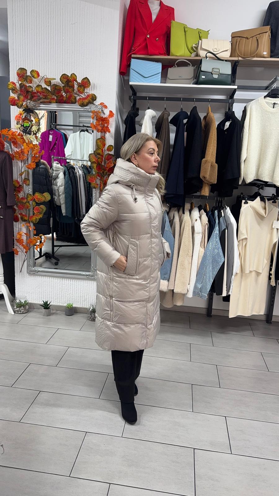 Geacă lungă bej cu glugă