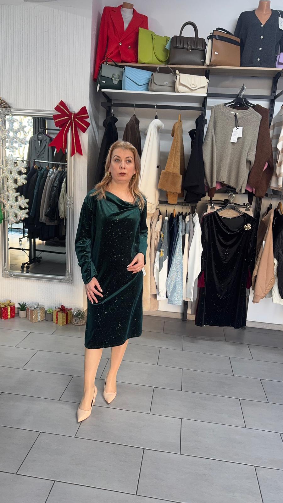 Rochie catifea verde cu sclipiri fine