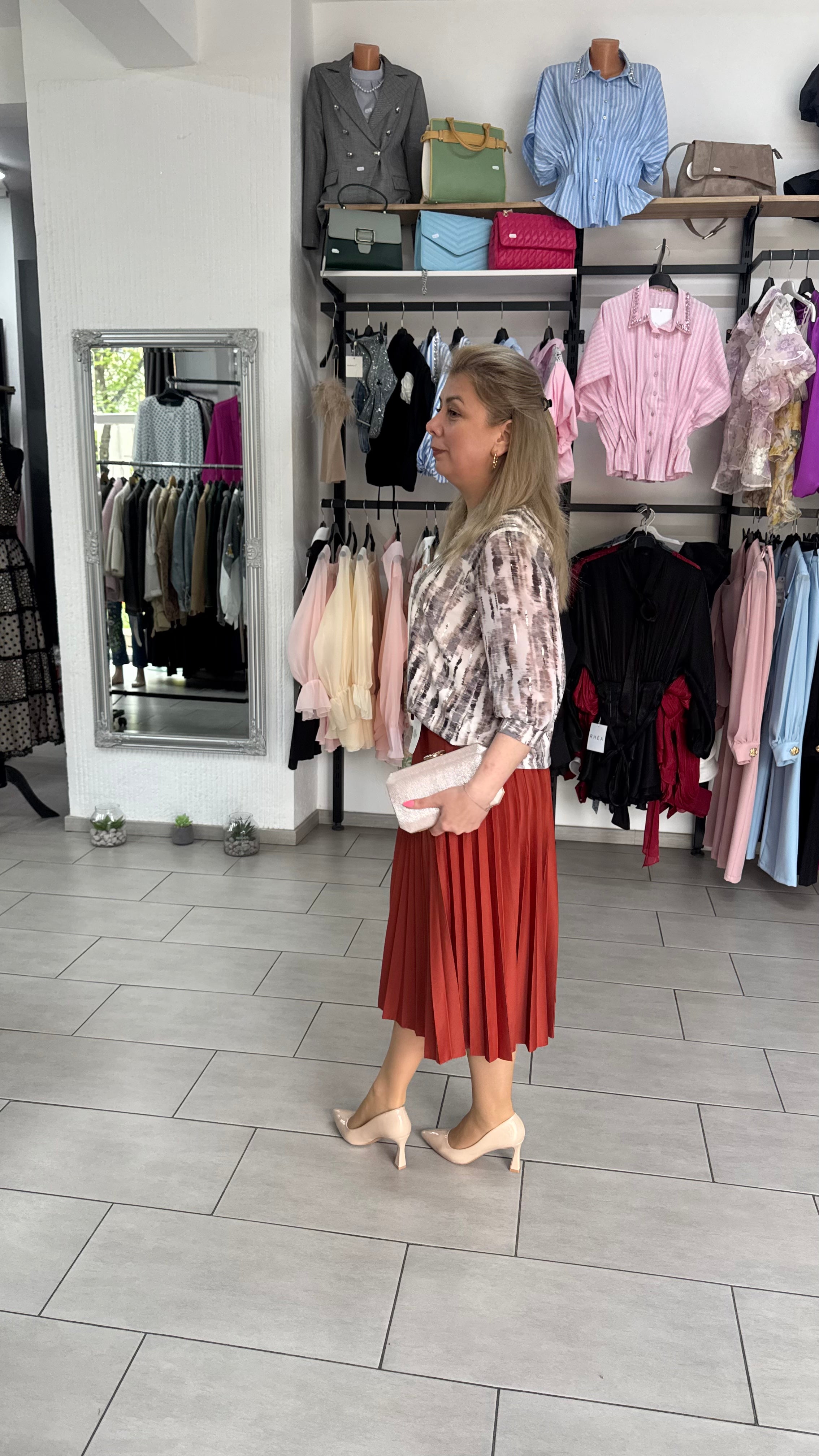 Fustă Midi Plisată Cărămiziu cu Curea și Talie Elastică