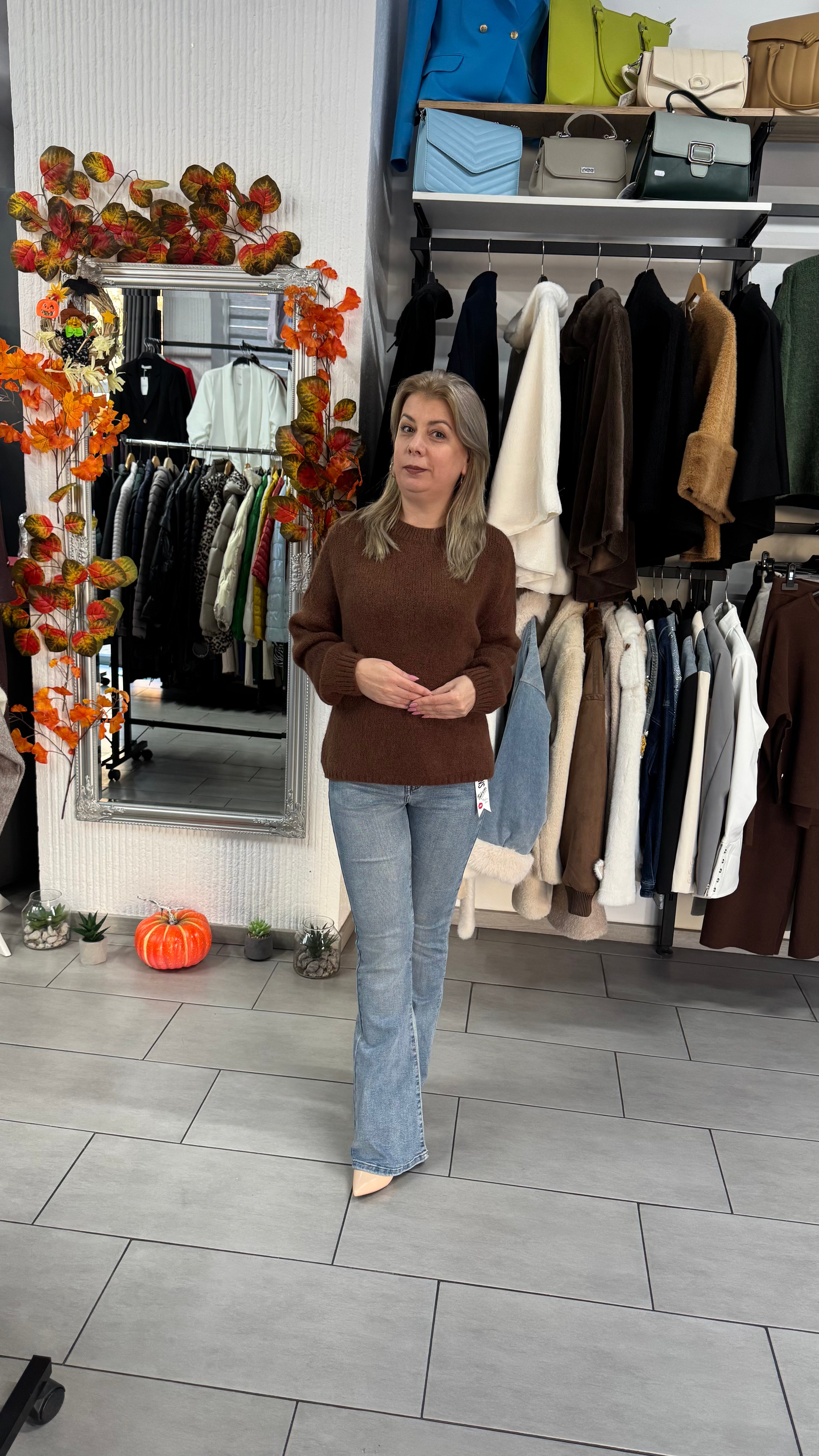 Pulover tricotat maro ciocolatiu