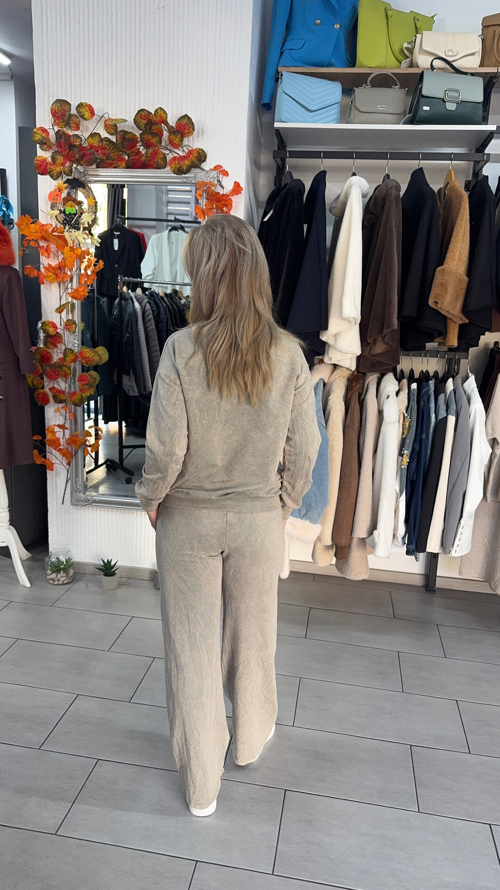 Compleu din bumbac bej cu fermoar