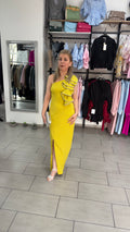 Rochie Maxi Galbenă cu Un Umăr și Volane cu Bordură Argintie