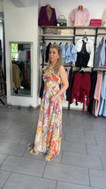 Rochie Maxi cu Print Abstract Multicolor stil Pucci, Decolteu Halter și Fustă Evazată